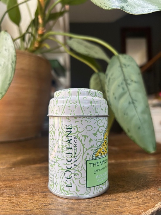 L'OCCITANE Other - L'OCCITANE Small Green & White Thé Vert Decorative Tin